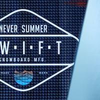 never-summer-swift-snowboard-2019-2020